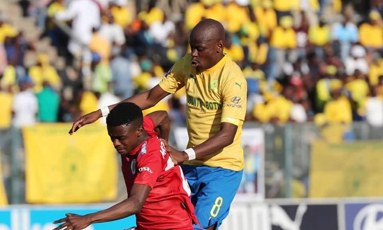 Downs win derby: Bucs, Chiefs hit three as league begins