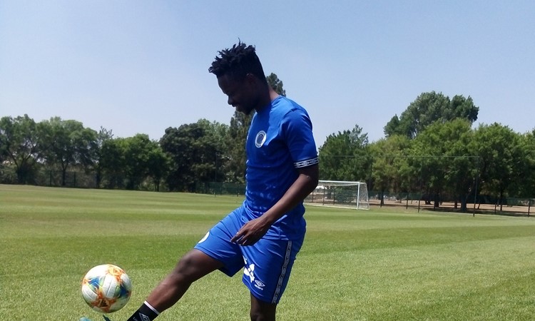 2019 Ke Yona team midfielder trains with Matsatsantsa