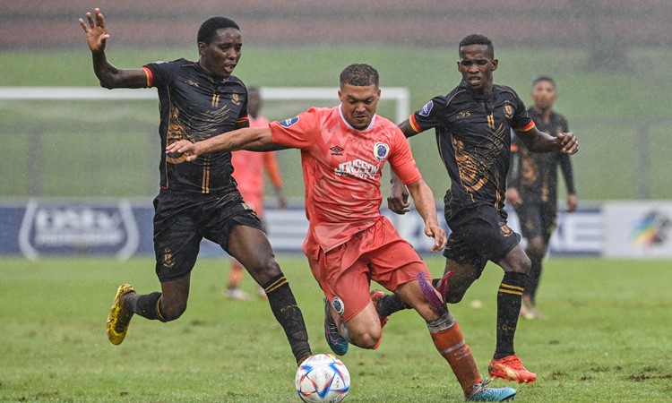 SSU, Royal share the spoils