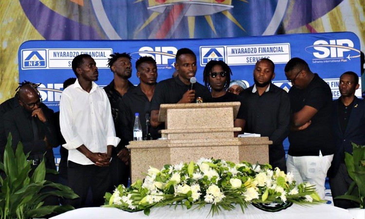 Family members, close friends pay last respects to late Keeper George Chigova