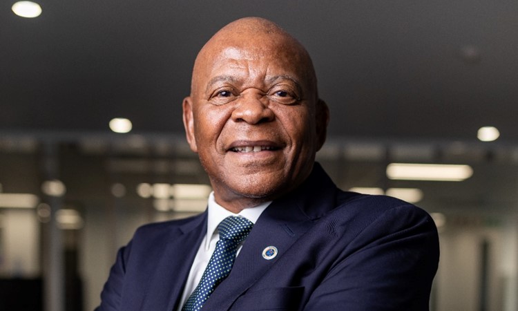 SSU wish club Chairman a Happy Birthday ahead of a crucial Cup match on the road